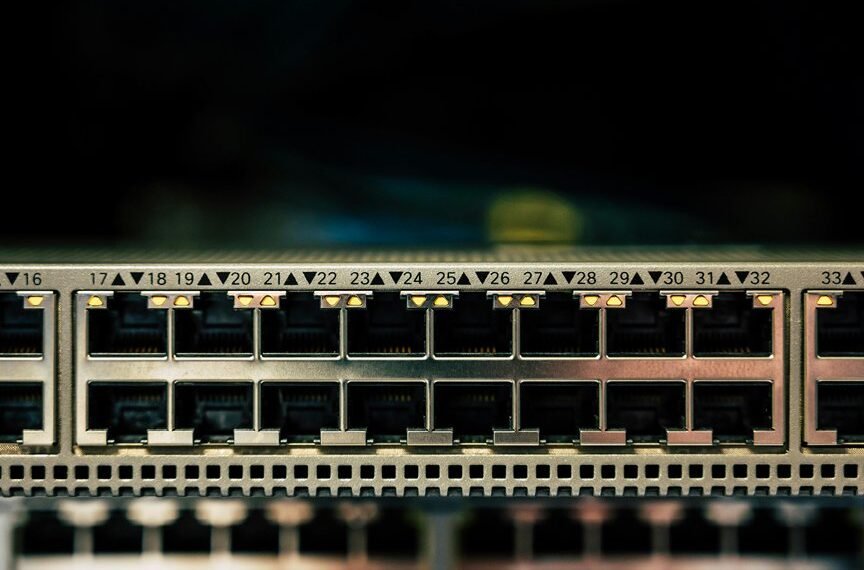 luminous arc network connection